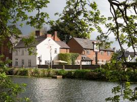 Ye Old Boote Inn，位于Whittington的家庭/亲子酒店