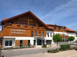 Hotel Grohnder Fährhaus，位于Emmerthal的酒店