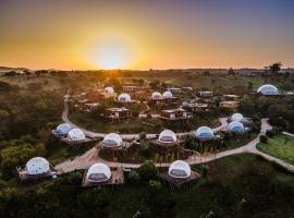 Reserva Alecrim EcoSuite & Glamping，位于圣地亚哥-杜卡森的豪华帐篷营地