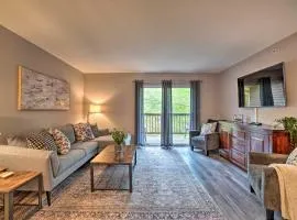 Modern Condo w/ Deck ~ 7 Mi To Branson Landing!