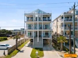 Pelican Watch - Steps away from a beautiful beach in a prime location home