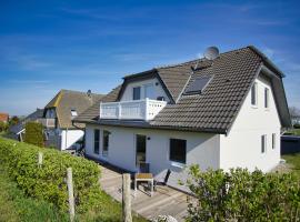 Ferienwohnung mit Terrasse in ruhiger Lage - Haus Südperd FeWo Dünenrose，位于蒂索的酒店