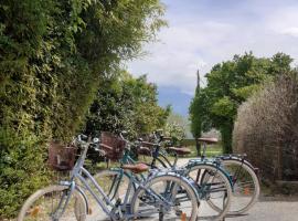 Maison proche lac, vélos, parking，位于塞夫里耶的乡村别墅