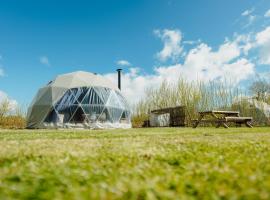 Beavers Retreat Glamping，位于滕比的豪华帐篷