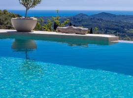 Private House ''Tramountana'' - Sea view, pool，位于Episkopianá的度假屋
