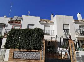 Casa adosada - Los Boliches - Fuengirola，位于福恩吉罗拉的别墅