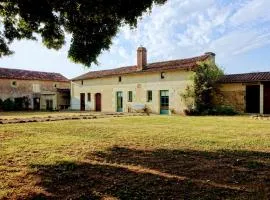 Closerie Les Roches - Charming and spacious 2 bedroom cottage