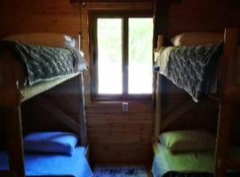 Riverside，位于Polisi i Vogël的酒店