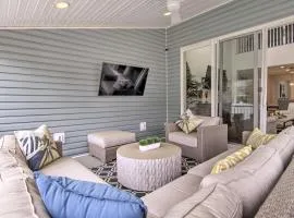 3 Mi to Bethany Beach Townhome with Fire Pit