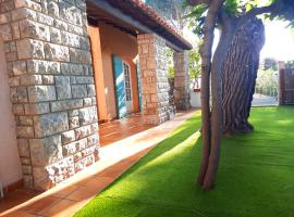 Domaine des Pins，位于Saint-Estève的酒店