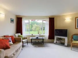 Truro apartment in a stunning quiet location