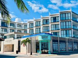 Hotel Puerto Libre，位于科苏梅尔的酒店