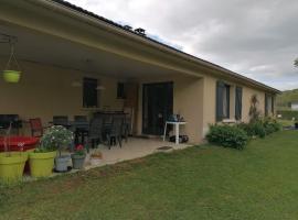 Maison de campagne à Balaives et Butz，位于Flize的酒店