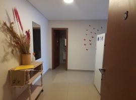 Departamento Alem 2 en exclusivo Barrio Martin，位于罗萨里奥Urquiza Park附近的酒店