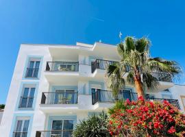 Blue House Mallorca，位于塞萨利内斯埃斯川克海滩附近的酒店