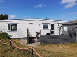 Chalet T12 inclusief fietsen, Zon Zee en Strand op loopafstand!，位于比伦的酒店