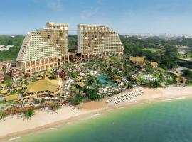 Centara Grand Mirage Beach Resort Pattaya，位于北芭堤雅的Spa酒店