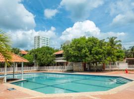 Hermosa Cabana con Piscina 3 Habitaciones MC21，位于Coveñitas的酒店