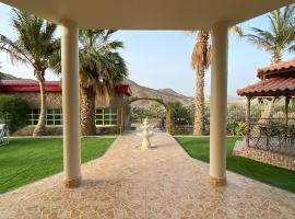 UAE farm，位于Qūr的酒店