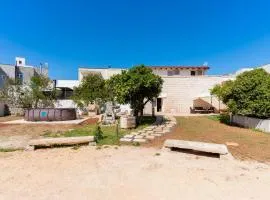 Villa Pussacra by BarbarHouse