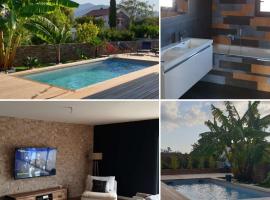 Villa T4 avec piscine，位于卢恰纳的酒店