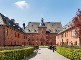 Ferienwohnung Saalstube - Schloss Adolphsburg，位于基希洪德姆的酒店