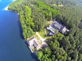 Van der Valk Naturresort Drewitz，位于Nossentiner Hütte的酒店