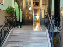 52，位于拜约勒的酒店