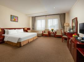 A25 Hotel - 705 Lac Long Quan，位于河内的酒店