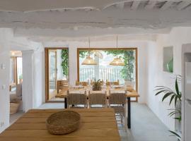 Casa Santiago House Boutique，位于卡皮雷拉的酒店