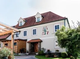 佐勒农场假期酒店