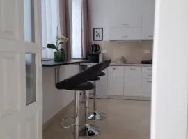 Déri Kert Apartmanház A