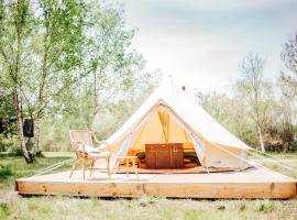 Le repère du pin sec - Glamping & Surfcamp，位于Naujac-sur-Mer的露营地