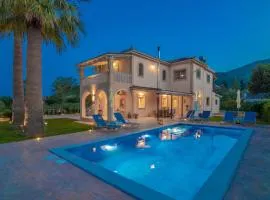 La Catalina Villa - Heated pool