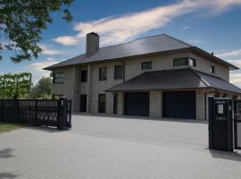 casa tibella，位于伊赫特赫姆的酒店