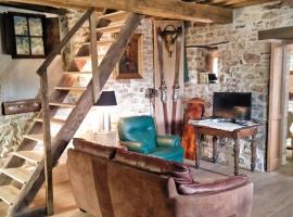 Maison en Pierre，位于菲亚斯特拉的滑雪度假村