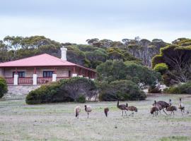 Engineers Lodge - Dhilba Guuranda-Innes National Park，位于Inneston的酒店