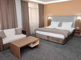 Hotel Tundzha - Renovated!，位于扬博尔的酒店