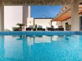 Villa Daniela mit Pool in Bale, bei Rovinj für 4-6 Personen