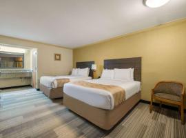 Hibiscus Inn & Suites，位于阿布西肯的酒店