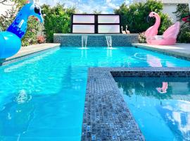 NoHo Luxury Oasis I saltwater pool-spa I sleeps up to 8 I 15 mins from Hollywood，位于洛杉矶的酒店