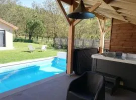 La grange au pied du Vercors Piscine et SPA privatifs