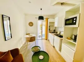 ''Pascal 2'' Eglise Saint Louis Studio Cosy Quartier Haut