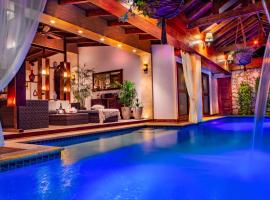 Bali Retreat Aruba -2 Pools,Cinema,Yoga,Cave，位于努尔德的别墅