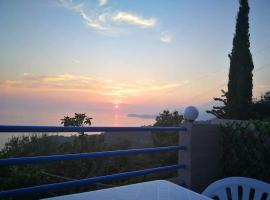 Rooms to let Spiropali，位于Piqeras的酒店