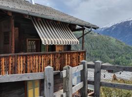 Gîte de Mase sur la rive droite du Val d'Hérens，位于Mase莱普兰纳缆车附近的酒店