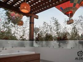 LUJOSA SUITE+JACUZZI PRIVADO+ZONA ARQUEOLÓGICA，位于San Martín de las Pirámides的酒店