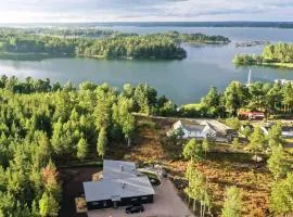 Beautiful Home In Västervik With Kitchen