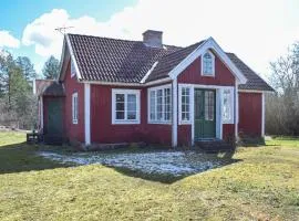 2 Bedroom Nice Home In Stubbemåla