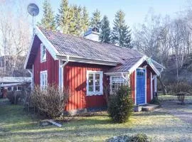 Stunning Home In Falköping With Kitchen